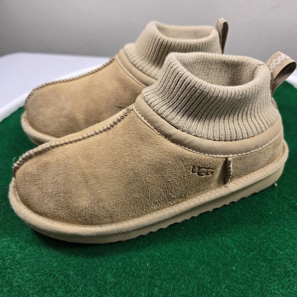 UGG‎ Kids Ultra Stretch Cuff Boots Size 2 Chestnut Suede Knit Collar Slip On